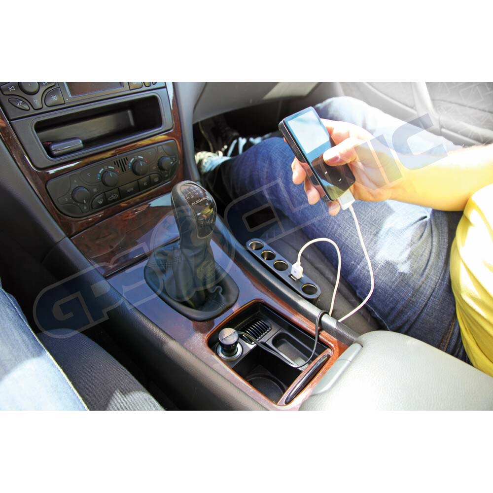 Quadrupla +2 -USB, 12/24V - Lampa