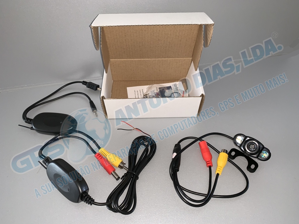 Câmara Marcha-Atrás (AV-in) p/ GPS 